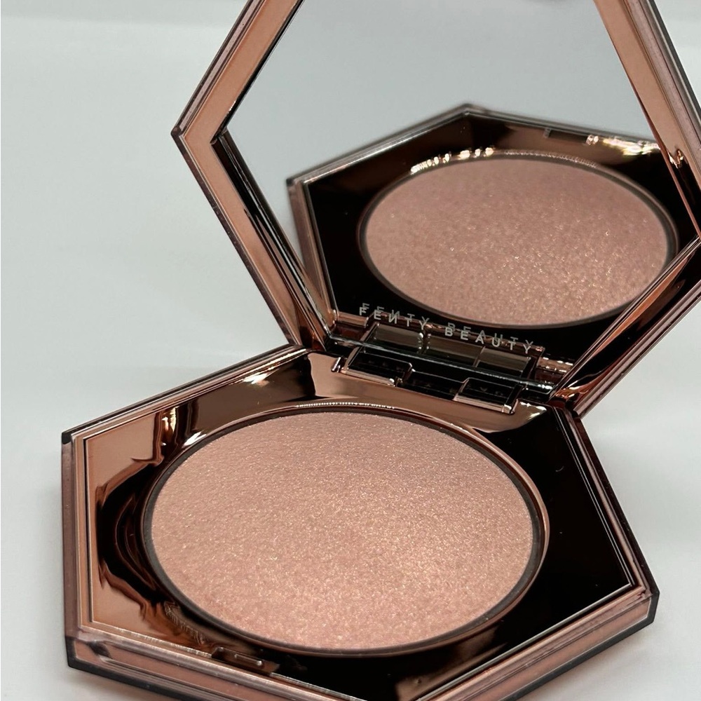 NIB★Fenty Beauty Diamond Bomb All-Over Diamond Veil in Rosé Rave